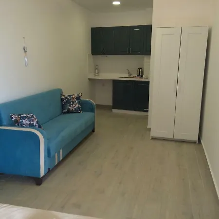 Aparthotel Ugur *
