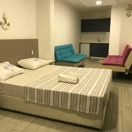 Ugur Aparthotel *